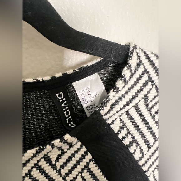 H&M Divided Elegant Black and White Patterned Dress - Picture 3 of 4
